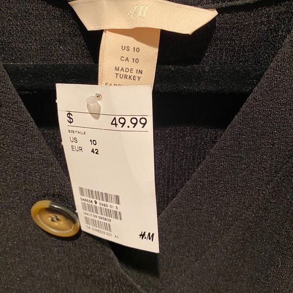 H&M Maxi Dress, Tortoise Shell Buttons - Picture 5 of 5